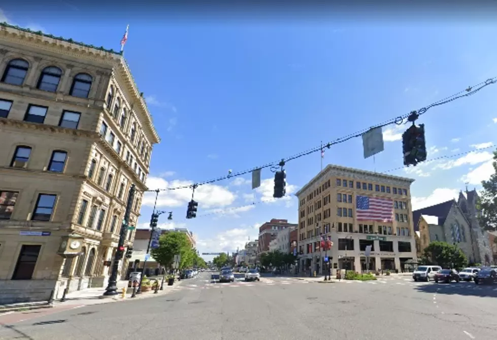 What&#8217;s the Deal With These Dueling TikTok Videos About Pittsfield, MA?