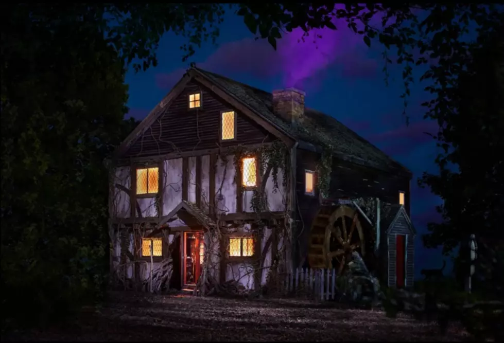 Look At These Pics & Would You Stay At This Movie House In Salem?