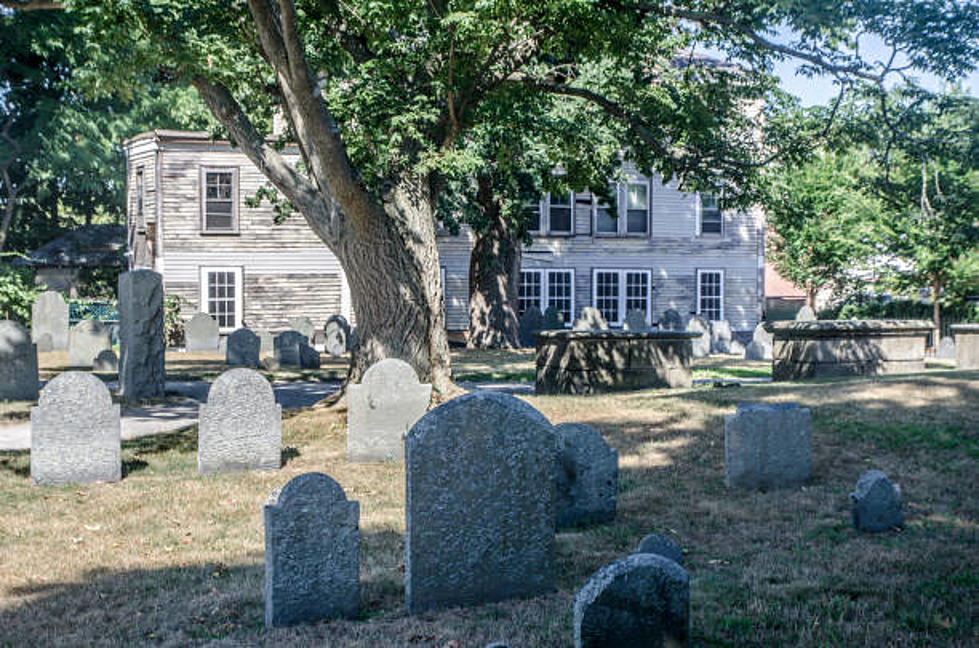Massachusetts is Where to Find 2 of New England’s Best Haunted Historic Houses