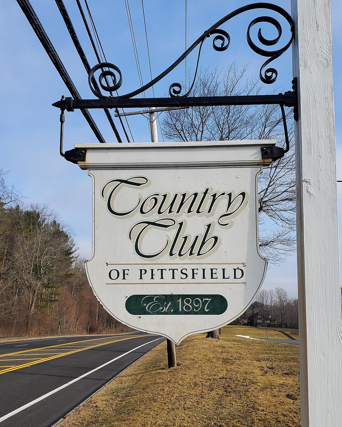 10 Spots To Play Golf In Berkshire County photo