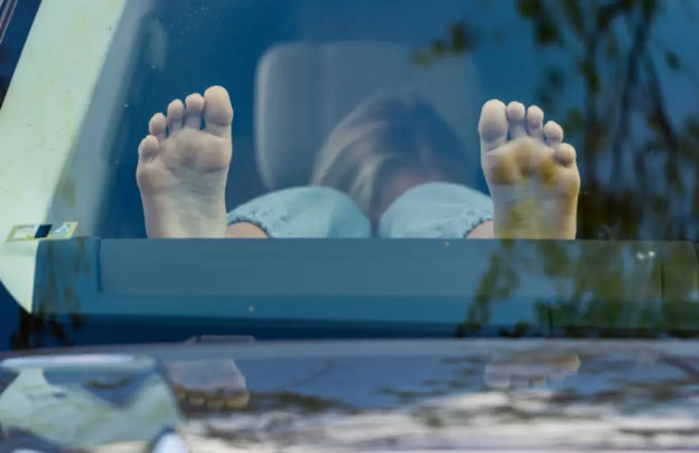 Is It Illegal to Put Your Feet on The Dash in Massachusetts?