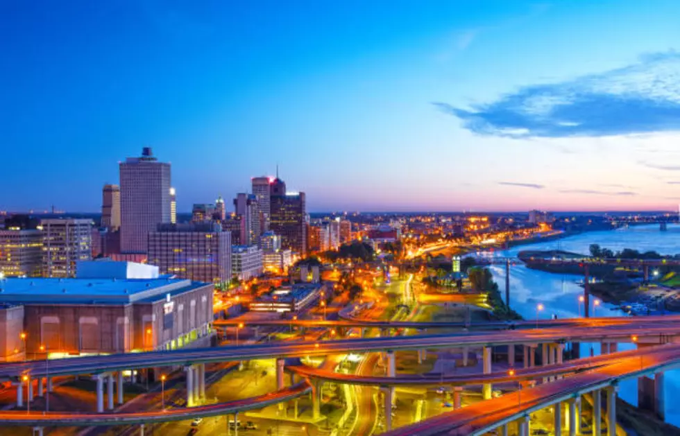 Highways converge in downtown Memphis as they approach the Mississippi River.