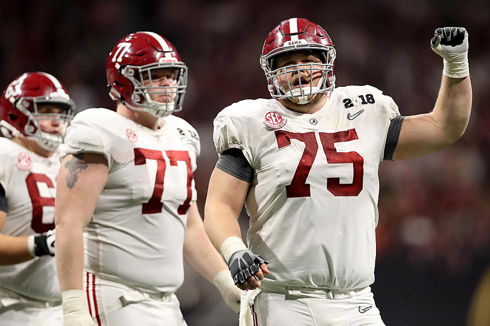 Former Alabama Lineman Expecting His First Child