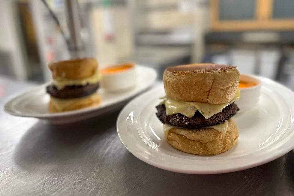 CNY Burger Wins 7th Championship: What’s So Great About It?