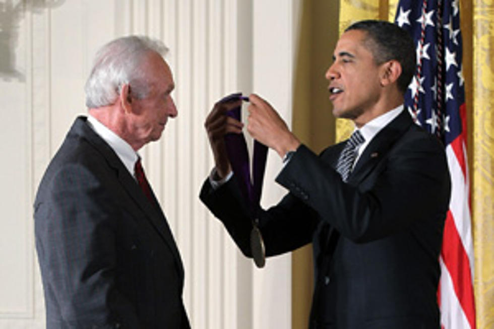 Mel Tillis Receives National Medal of Arts From President Obama