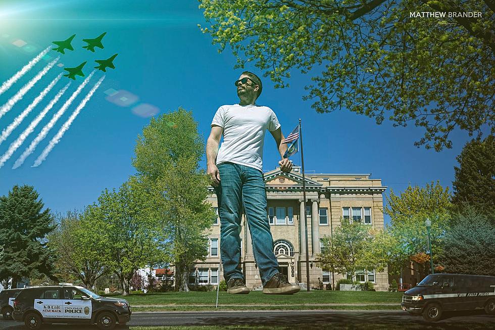 Twin Falls Guy Imagines Himself a Giant at TFCO Courthouse