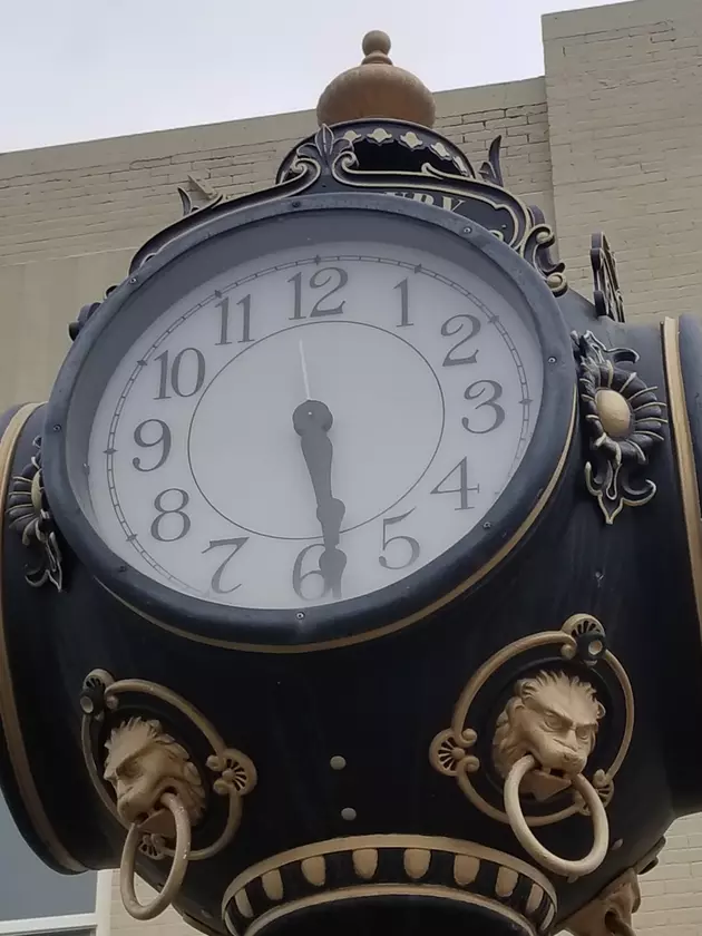 Did You Notice This About The Downtown Twin Falls Clock?