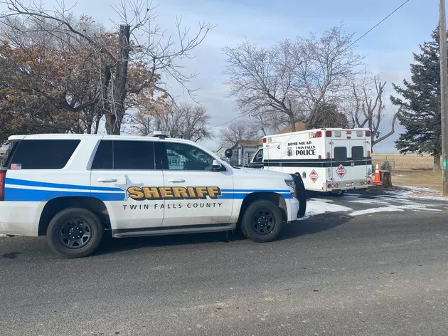 Bomb Squad Called For Dynamite Found Under Buhl Home