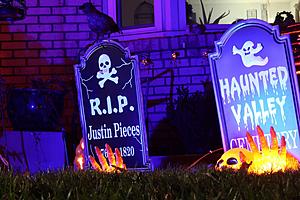 Is This Halloween Display South of Idaho Funny or Too Far?