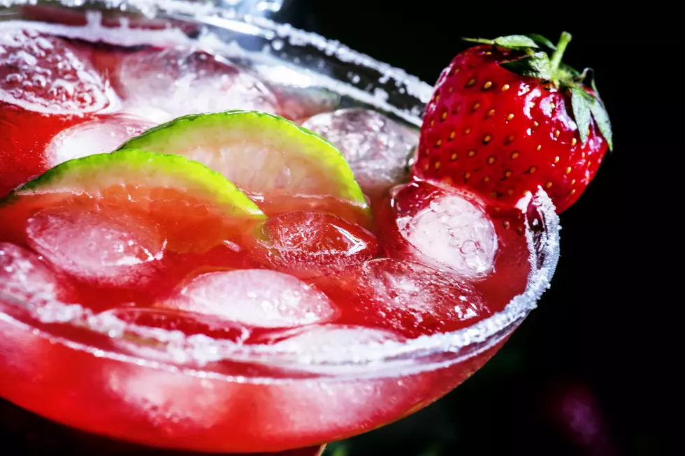 Applebees is Selling $1 Strawberry Margaritas in August!