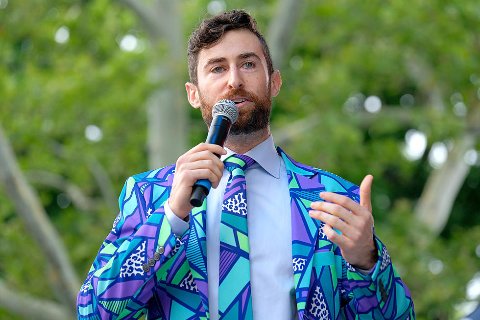 HQ Trivia&#8217;s Scott Rogowsky Will Be in Philadelphia For A Stand Up Comedy Show