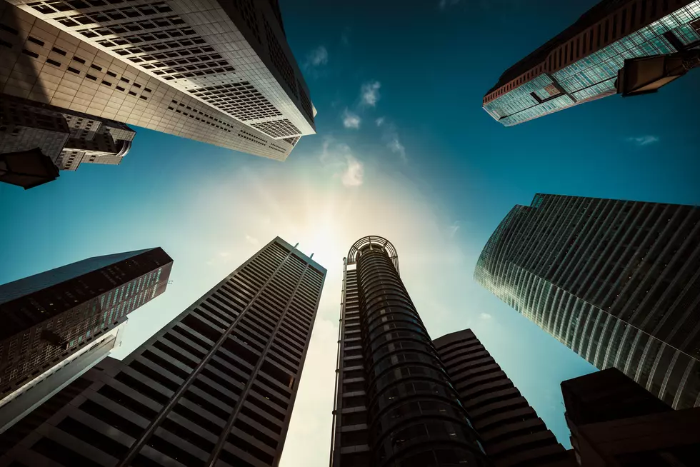 Experience Two of the World’s Most Jaw-Dropping Skyscrapers
