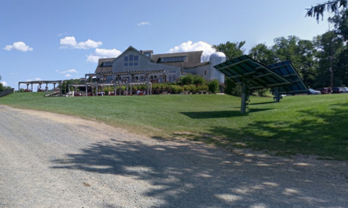 Lauritas winery clearance