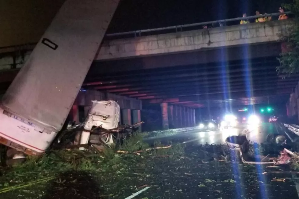 TRAFFIC ALERT: I-295 Backed Up As Tractor Trailer Hangs Off Highway in Mount Laurel