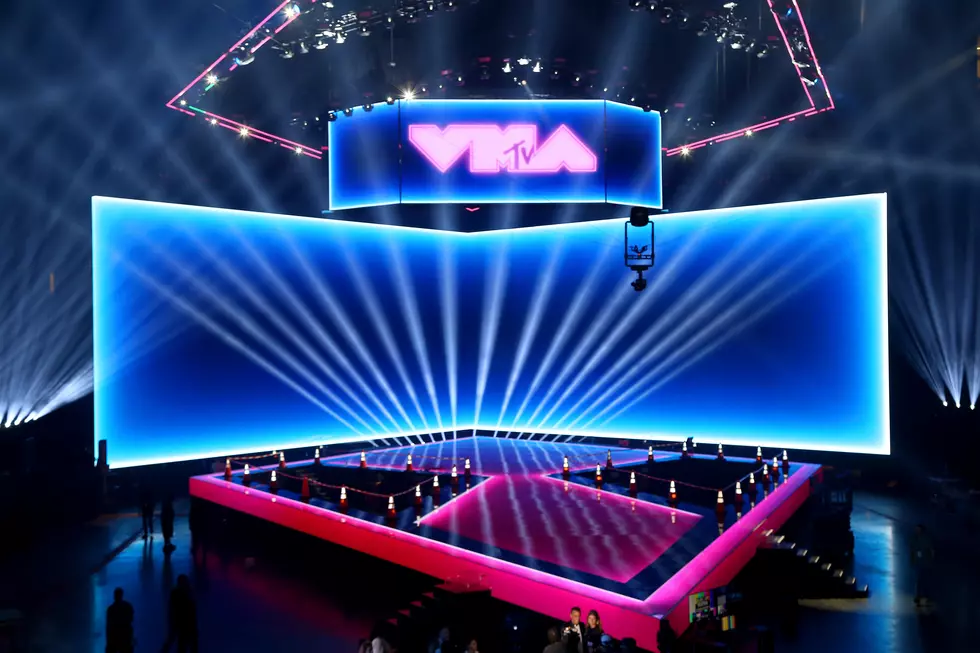 Sneak Peek Inside The VMA’s in Newark NJ