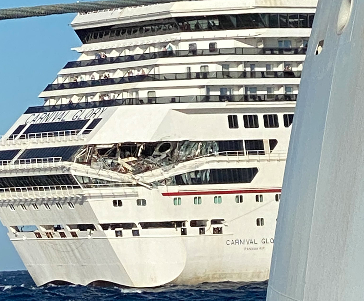 carnival cruise ship capsized