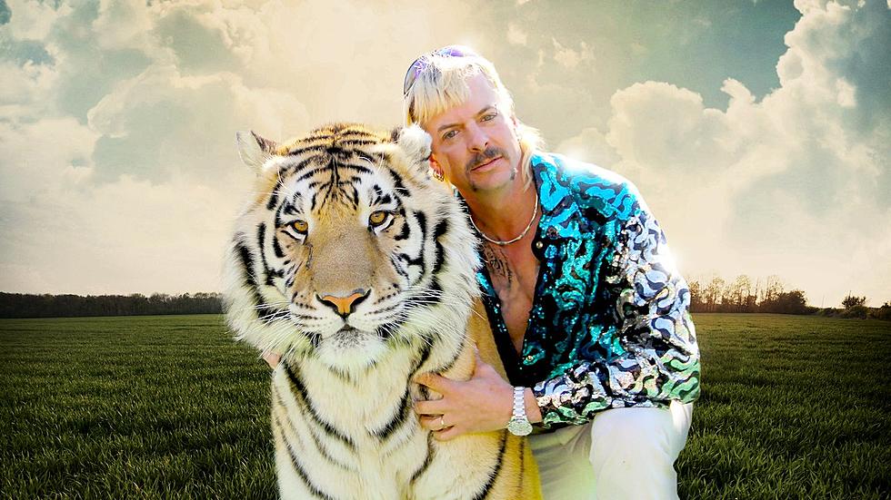 Tiger King&#8217;s &#8216;Joe Exotic&#8217; Is in COVID-19 Isolation