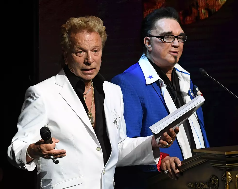 Roy Horn, of Siegfried & Roy, Dies After COVID-19 Battle At the Age of 75