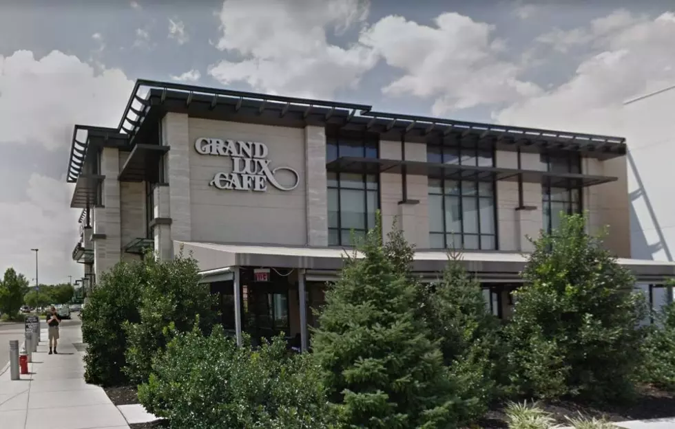 Is Grand Lux Cafe in Cherry Hill Mall Closing?
