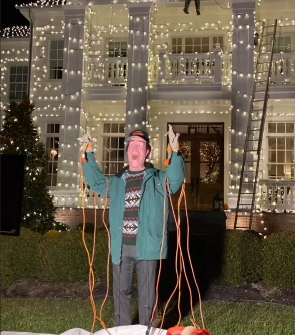 Check Out this NJ House that Brings ‘Christmas Vacation’ to Life