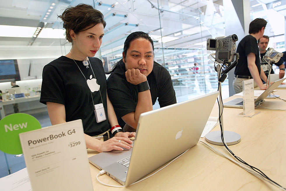 Here’s How You Can Get Free Repairs At The Apple Store