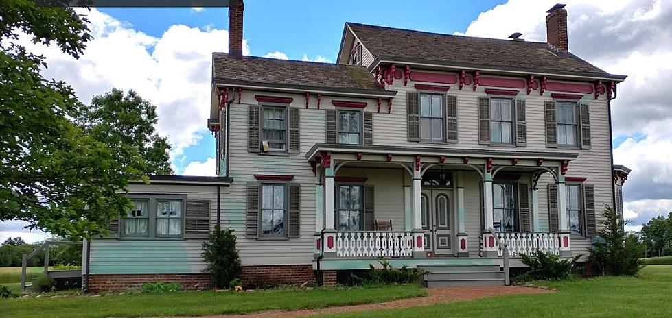 First Look at Stephen King's TV Series Filmed at NJ House is Here