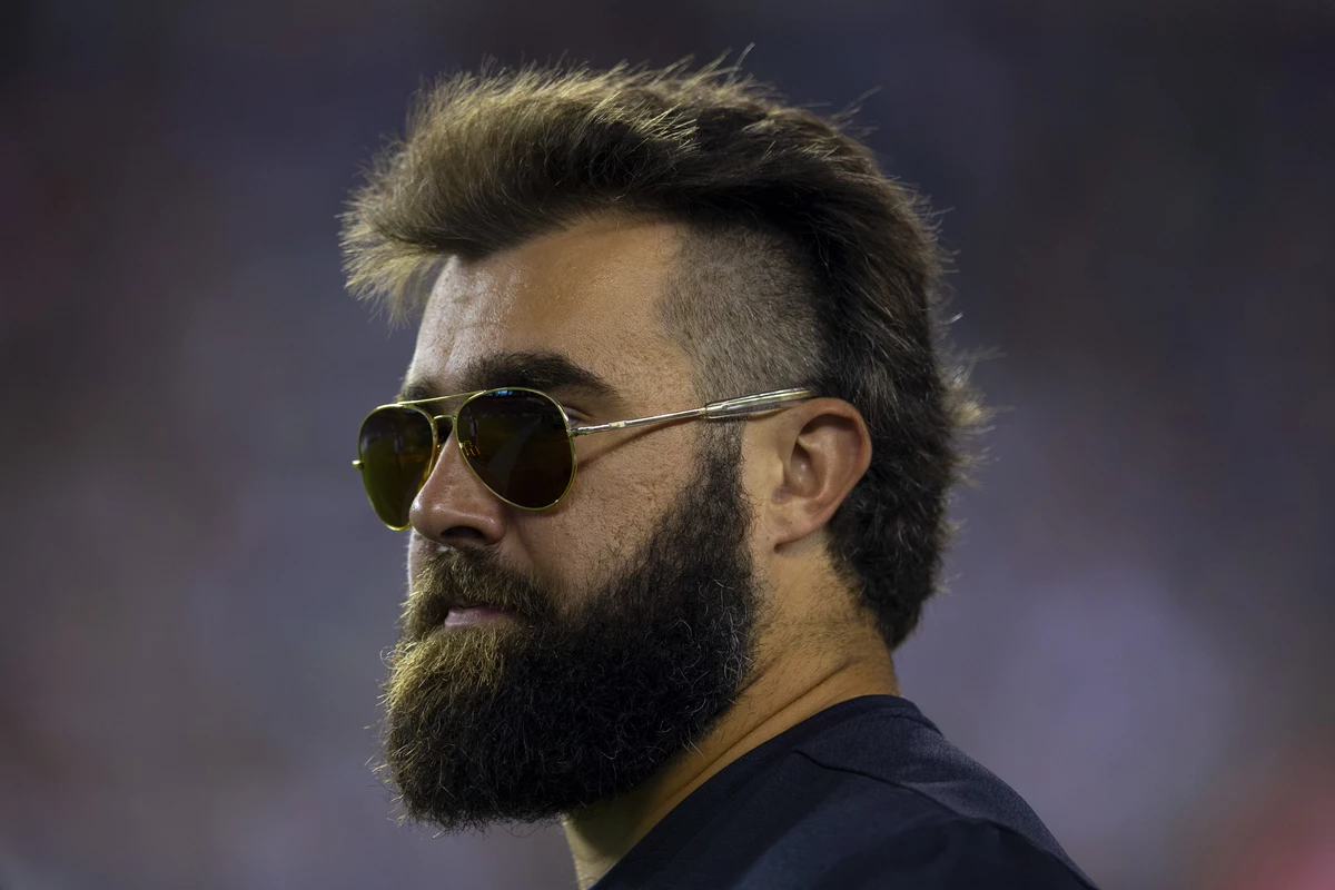 Jason Kelce Spotted Bartending at Jersey Shore Resturant