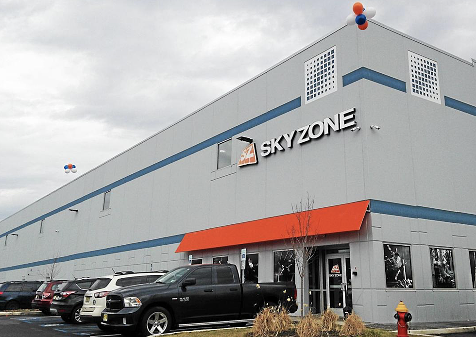 Skyzone in Hamilton is Hosting a Vaccine Drive &#038; Giving Out Free Jump Passes