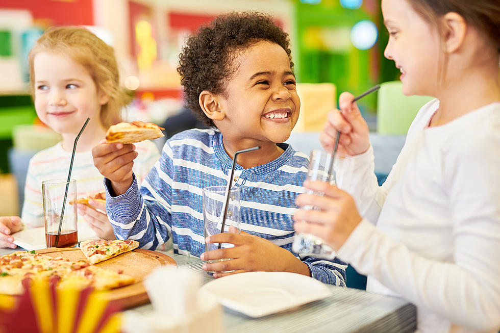 Philly Principal Orders 400 Pizzas For her Elementary School Students