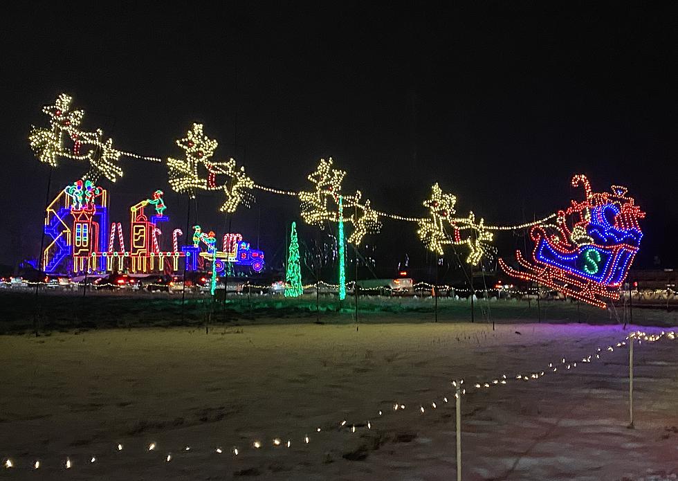 Save Now On Shady Brook Farm Holiday Light Show in Yardley, PA