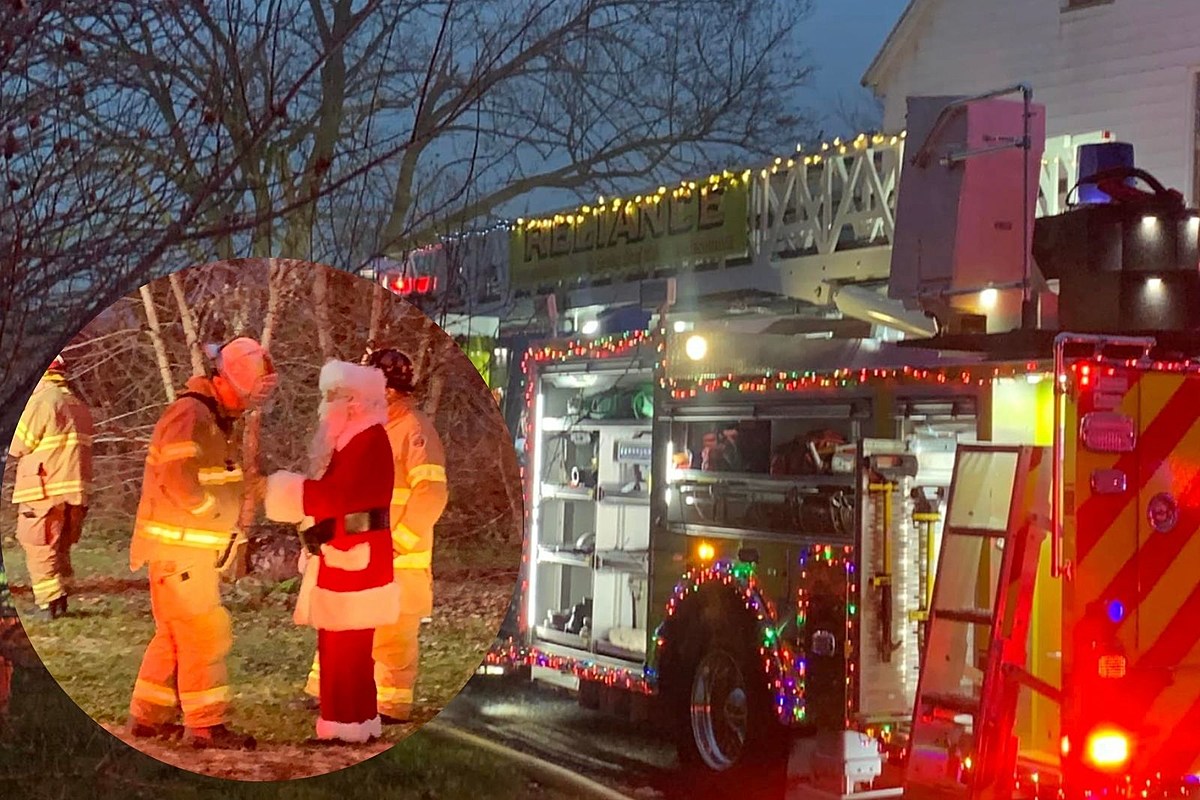 Santa Rescues Through Town From Family During South Ride Fire Jersey
