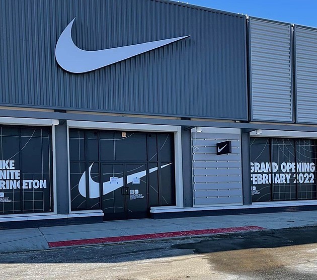 Meerdere sla meubilair Nike United Store Opening in Lawrence Township, NJ Next Week