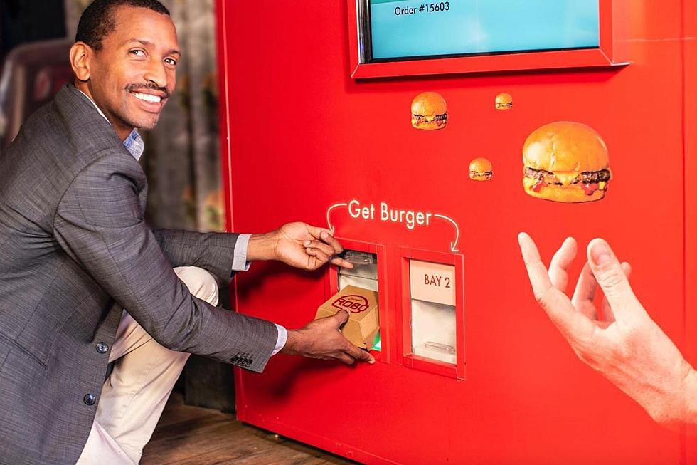 This Jersey Mall is the Birthplace of World’s First Burger Vending Machine