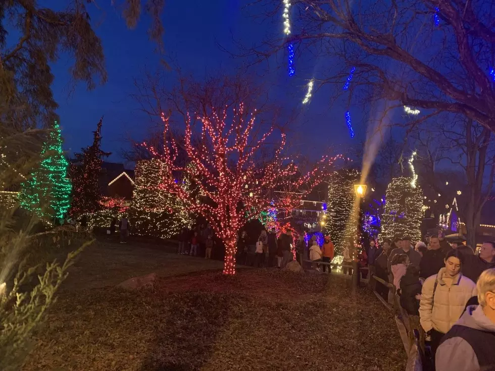 Peddler's Village PA Sets Date For Holiday Grand Illumination