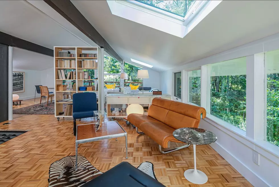 This $1.5M Ultra-Modernized 1950s Home Is For Sale in Princeton NJ (PICTURES)