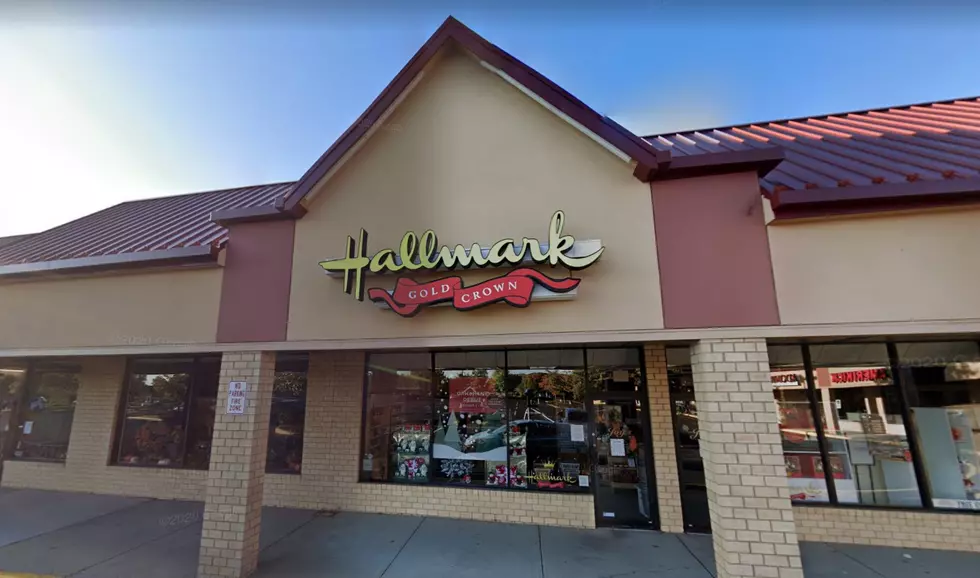 After 30 Years, This Burlington County Hallmark is Shutting Its Doors in 2023