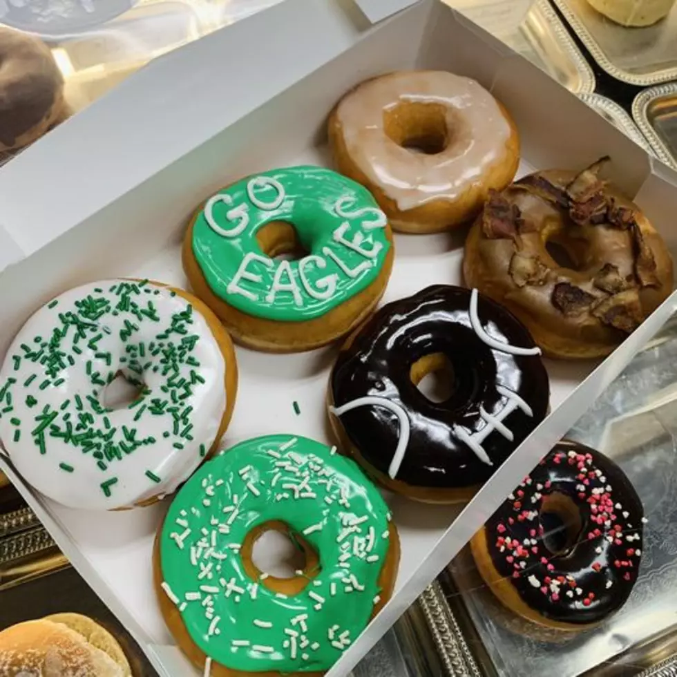 Hamilton, NJ Donut Shop Making Philadelphia Eagles Donuts