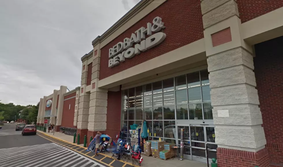 Everything Must Go: Bed Bath &#038; Beyond in Marlton NJ Isn&#8217;t Surviving Afterall
