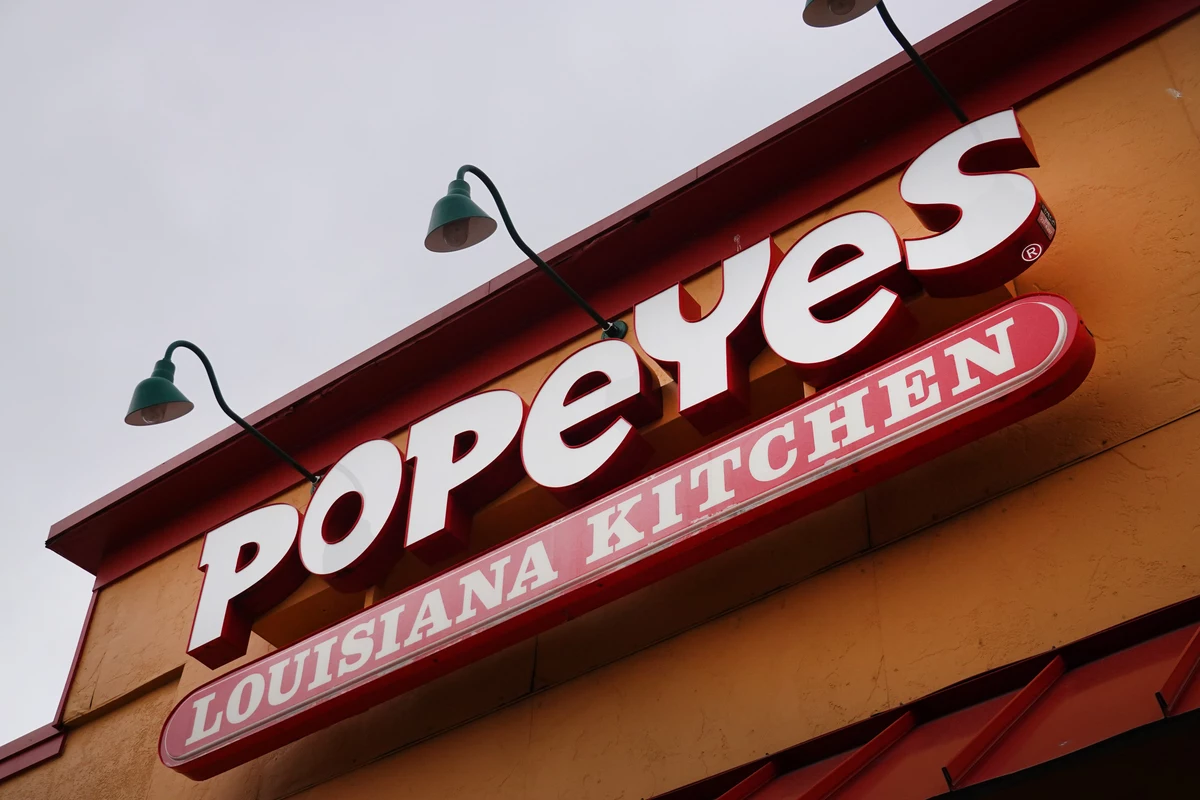Popeyes is now offering 'girl dinner.' Here's what's included