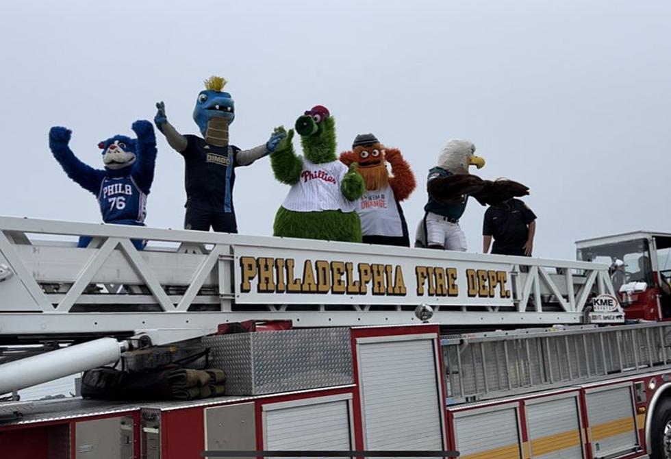 Yes, Gritty, The Phanatic & More JUST Reopened I-95 in the Most Philly Moment Ever