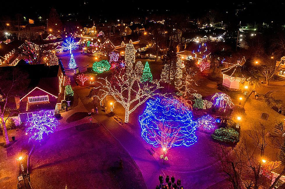 Peddler’s Village in Lahaska, PA To Light Up For The Holidays November 17th