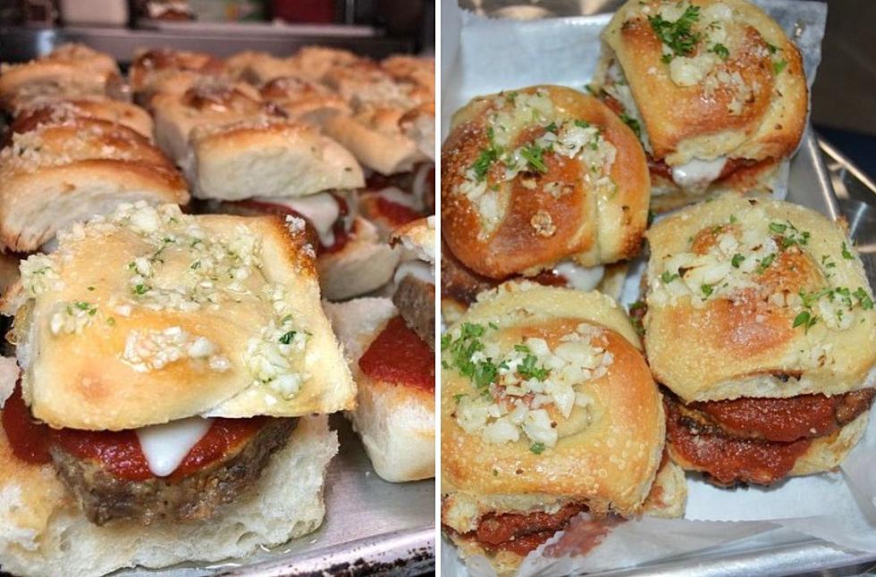 This New Jersey Restaurant Is Going Viral For Its Crazy Garlic Knots