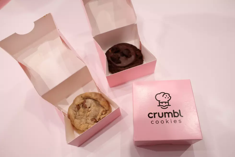 NJ’s First Crumbl Cookies Drive-Through Will Open in Wayne, NJ