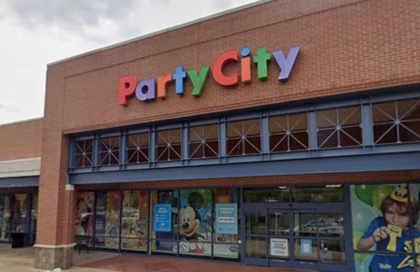 party city dressing room PARTY CITY - Updated July 2026 - 39 Photos & 119 Reviews - 5601 Brodie Ln,  Austin, Texas - Party Supplies - Phone Number