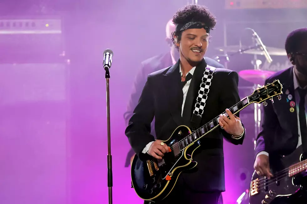 Bruno Mars Hits Jersey For Four Shows; Here’s Every Song He’s Expected to Perform
