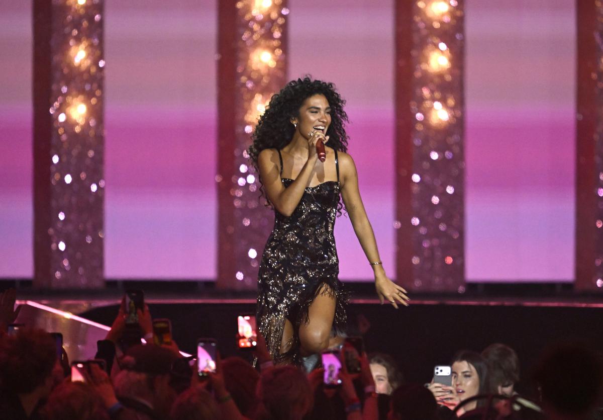 SPOILERS AHEAD: Olivia Dean’s Setlist For Madison Square Garden in New York