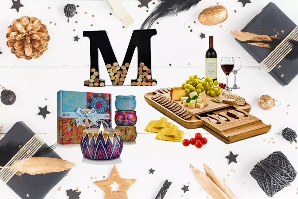 Ten Thoughtful Gifts for the Holiday Party Host or Hostess
