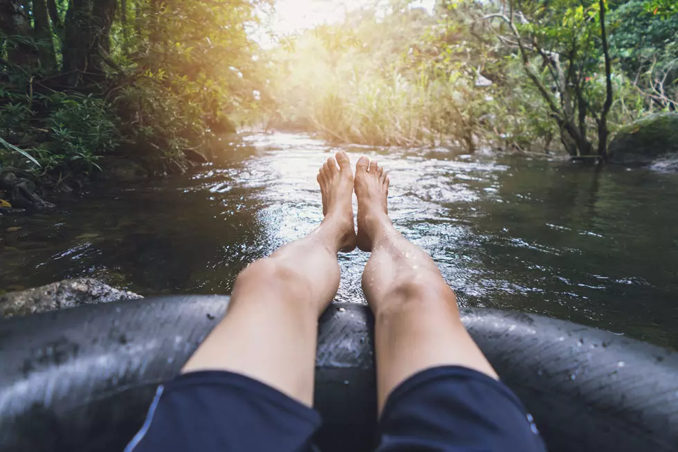 8 Ultimate Essentials for an Epic River Float