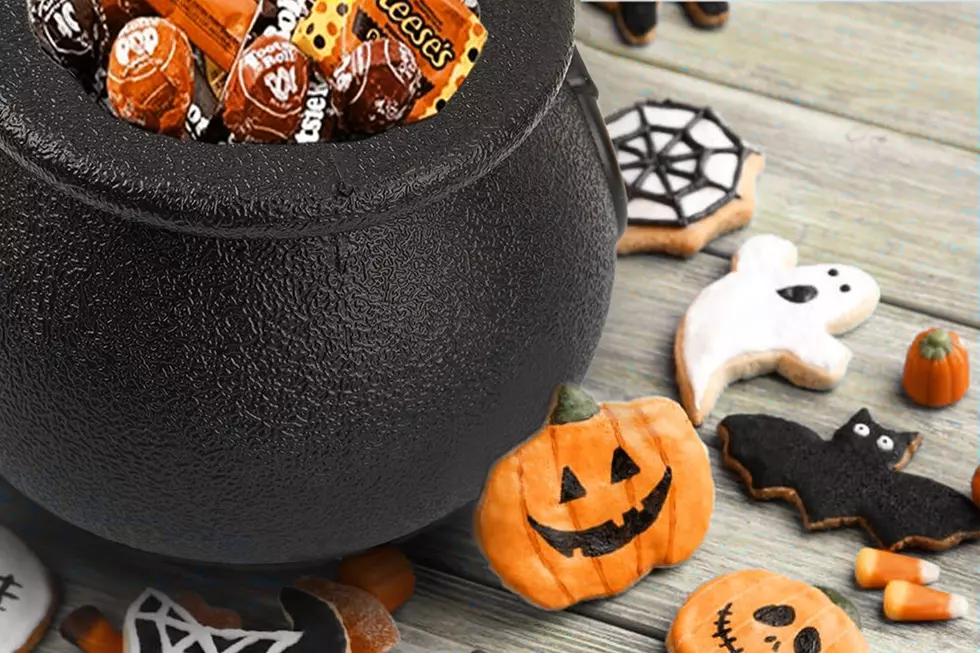 Six Cute and Festive Trick or Treat Buckets