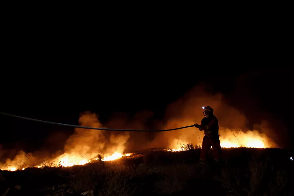 Firefighters Battle Blaze Near King Hill